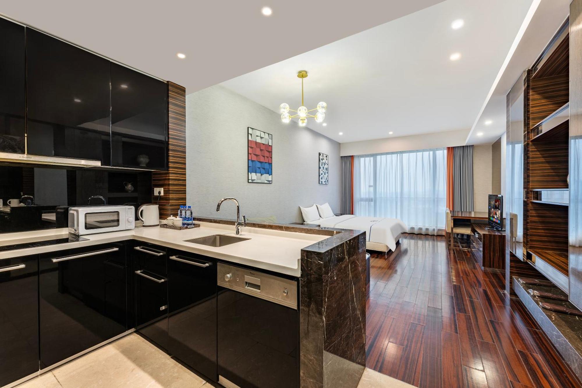 Estay Residence-poly World Trade Center Guangzhou