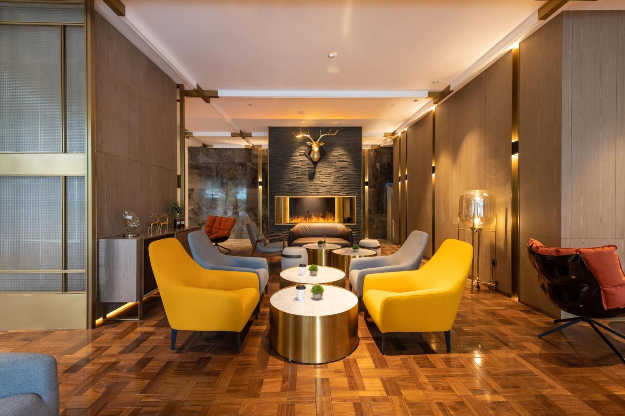Hotel Echarm International Ouzhuang Metro Station Branch - Free Deliver Service To Fair Complex During Fair Period Guangzhou