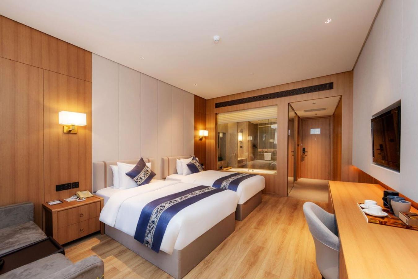 Merlinhood Xiajiao Metro Station Shaxi International Supplies Hotel 4*