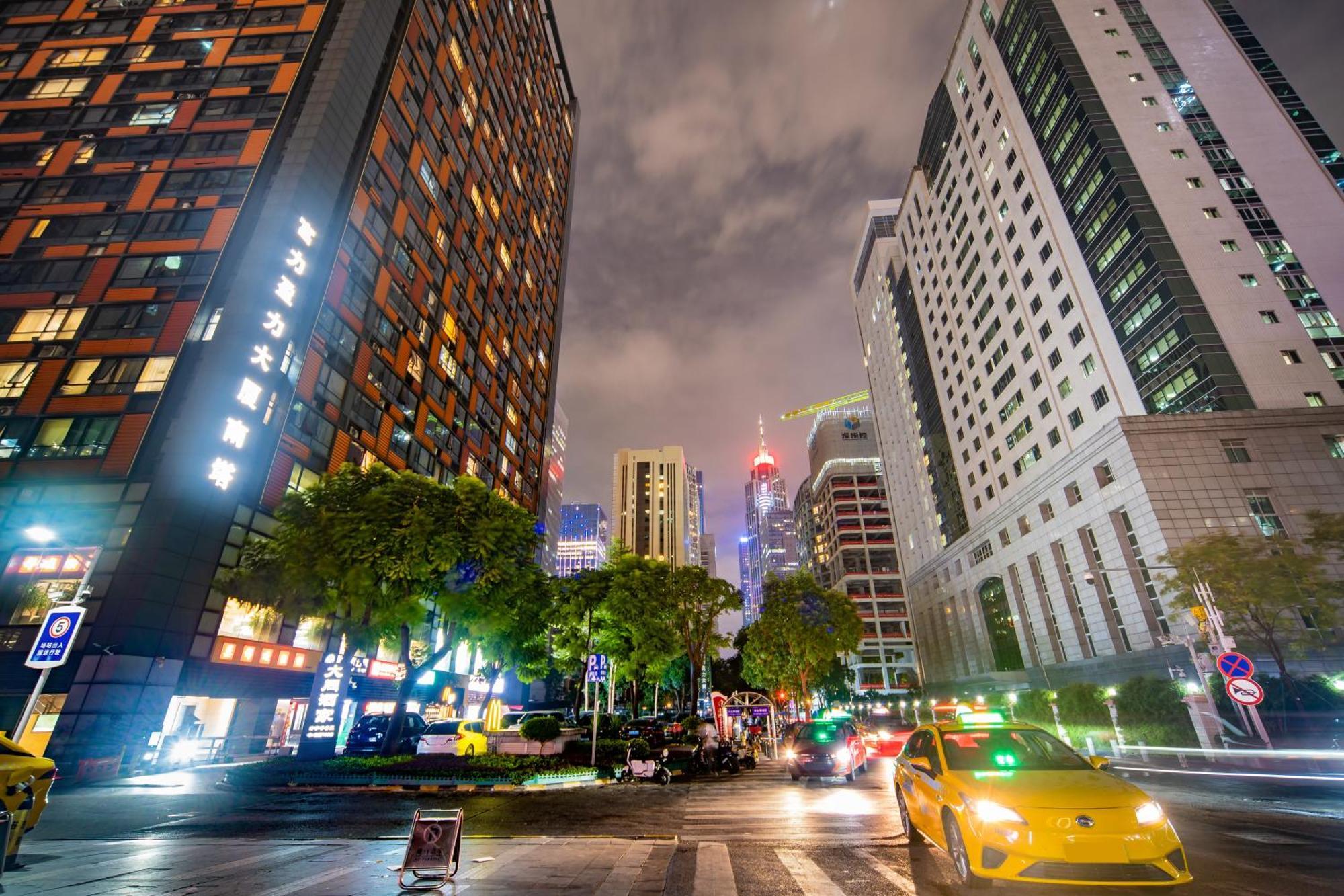 Lavande International Us Consulate General Zhujiang New Town Metro Branch - Free Shuttle Bus To Fair Complex During Fair Period & Free Vpn Internet Access Apartment Guangzhou