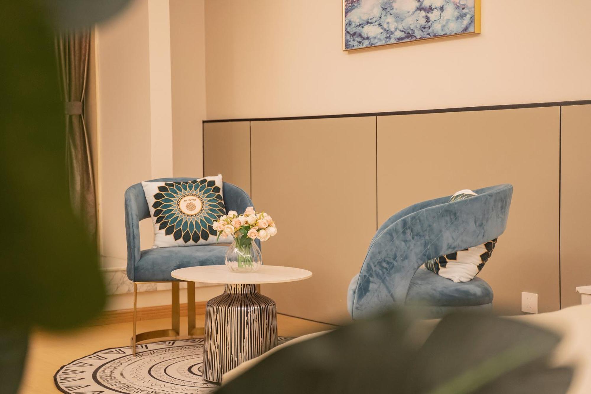 Apartment Lavande International Us Consulate General Zhujiang New Town Metro Branch - Free Shuttle Bus To Fair Complex During Fair Period & Free Vpn Internet Access 3*