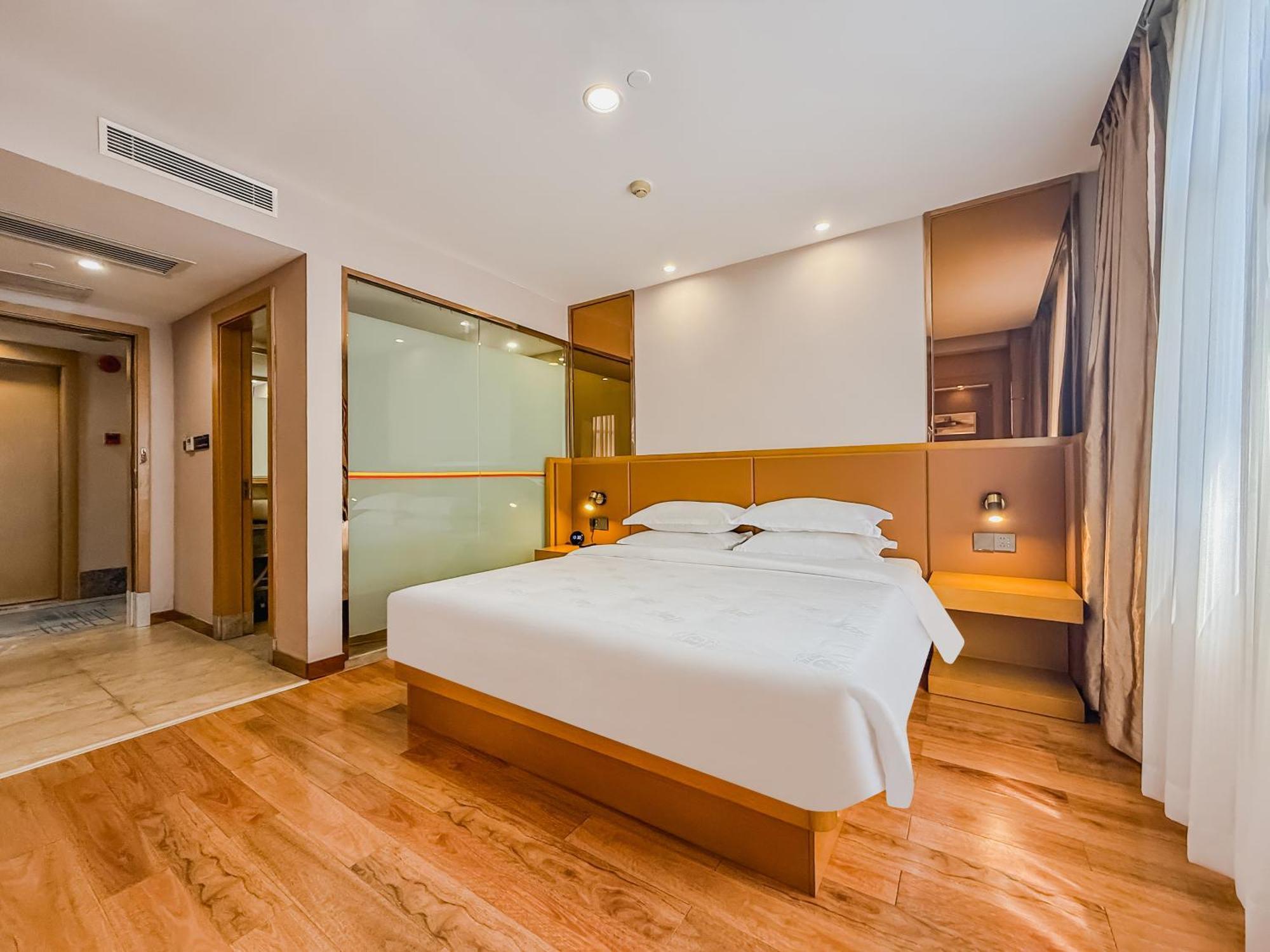Super 8 Select Railway Station Xicun Subway Station 3* Guangzhou
