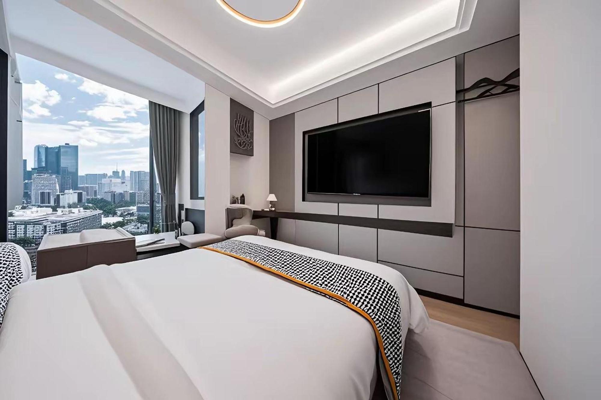 Yun Jin View - Taikoo Hui Zhujiang New Town Tianhe Sports Center