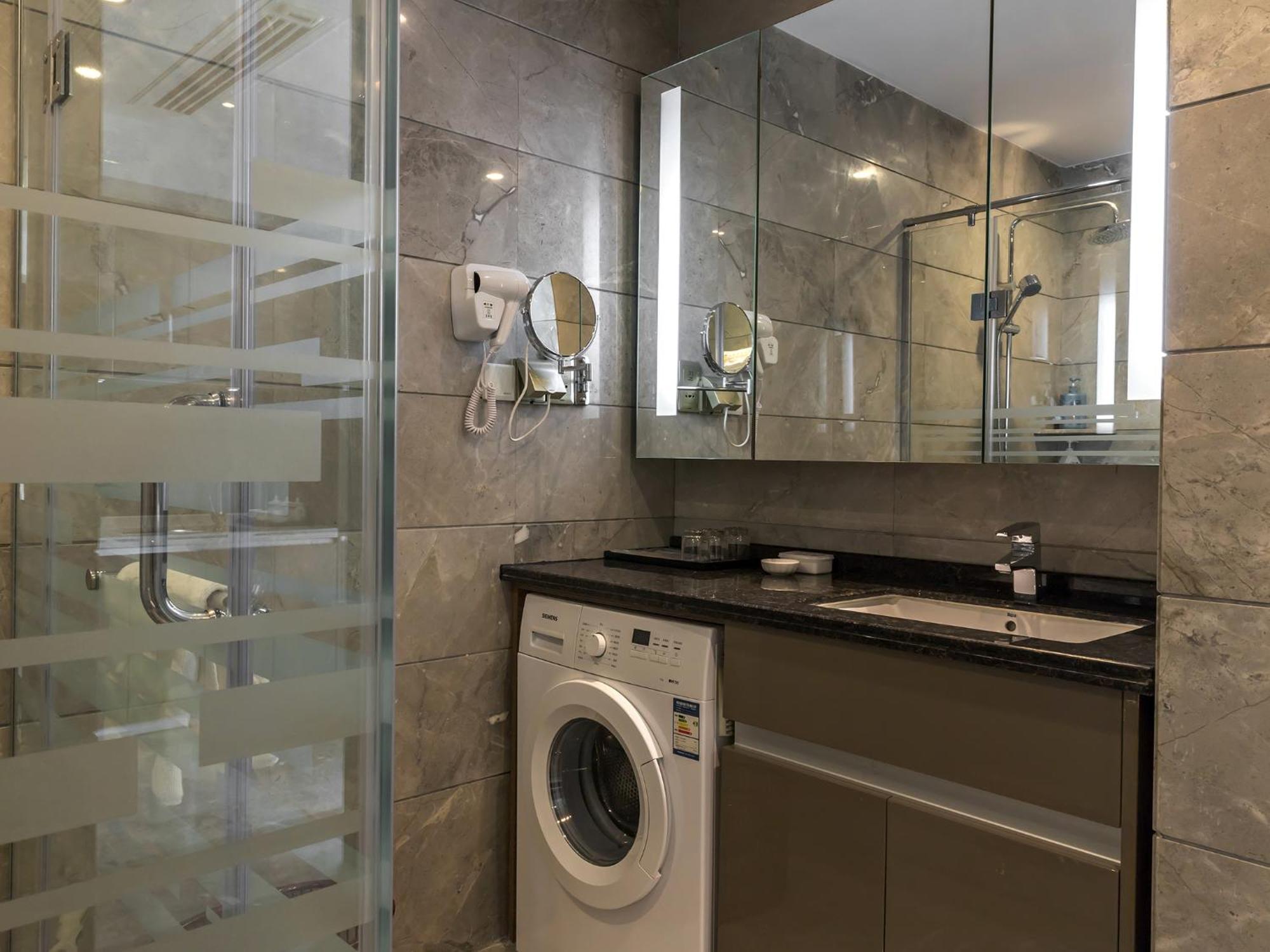Pengman Beijing Rd. A-mall Apartment *