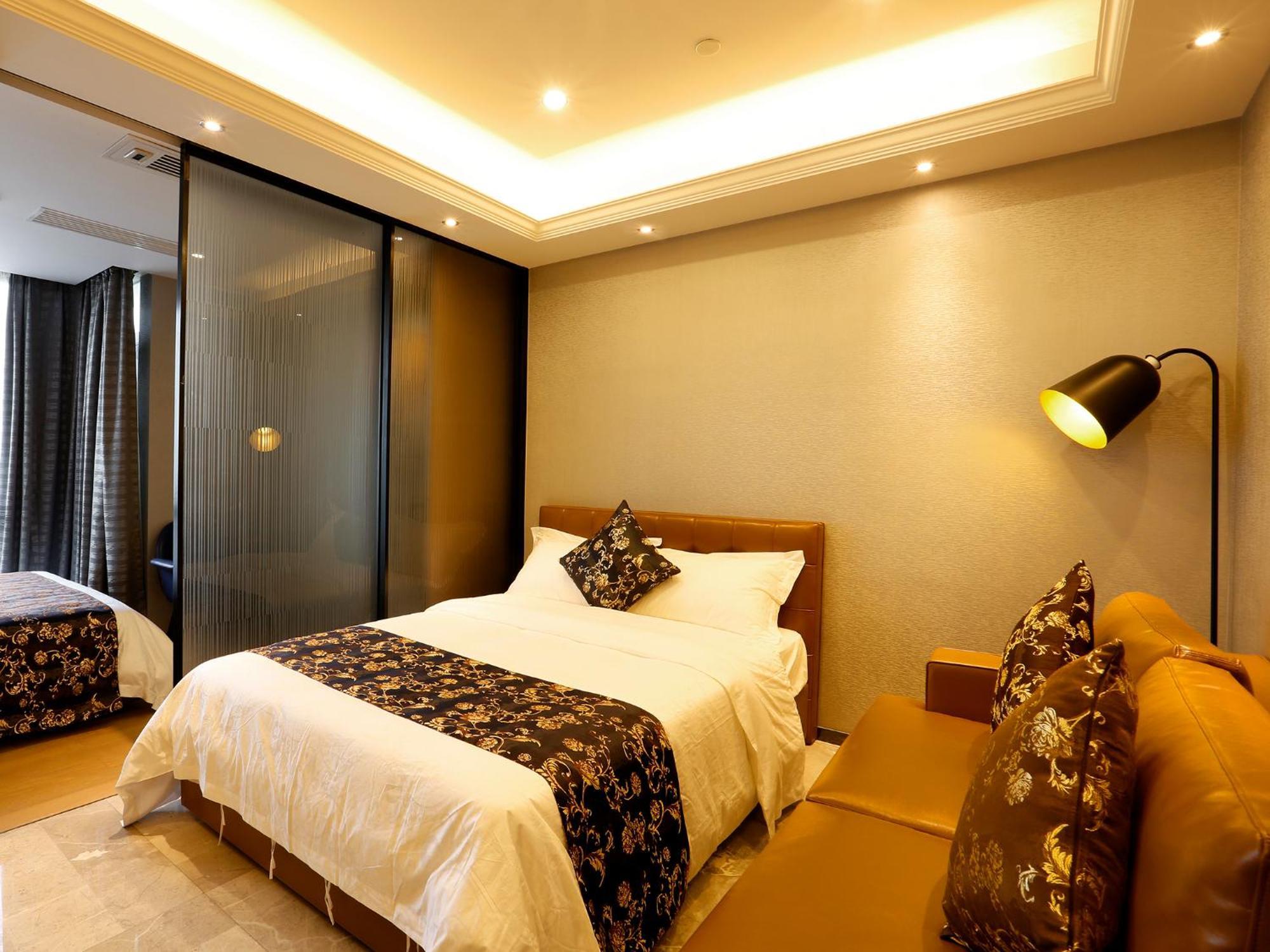 Pengman Beijing Rd. A-mall Guangzhou