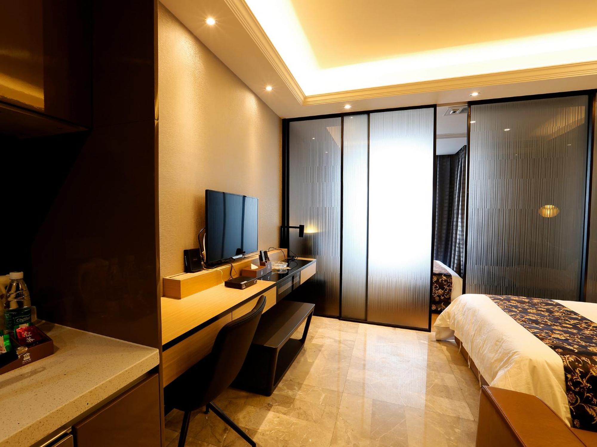 Pengman Beijing Rd. A-mall Apartment