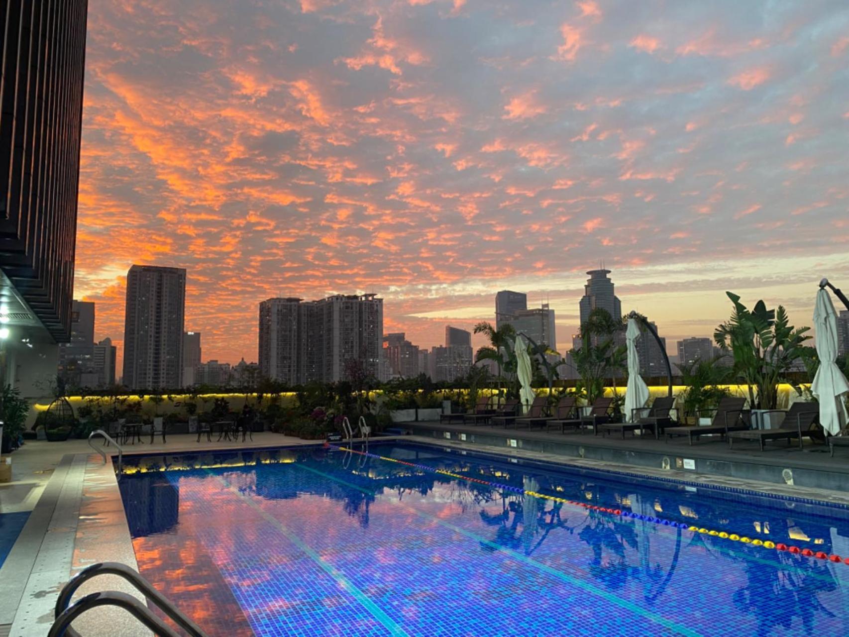 Hotel Lucky International Pazhou Convention And Exhibition Center Zhujiang New Town Branch - Free Shuttle Bus To Fair Complex During Fair Period & Overseas Buyers Registration Service & Free Vpn Internet Access Guangzhou