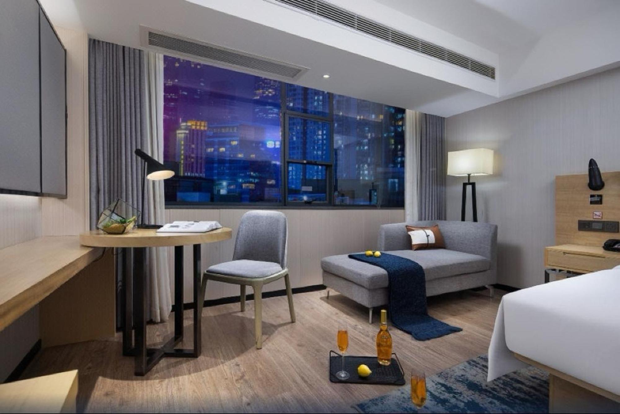 Echarm International Beijing Road Pedestrian Street Tianzi Wharf Branch - Free Shuttle Bus To Fair Complex During Fair Period 3*