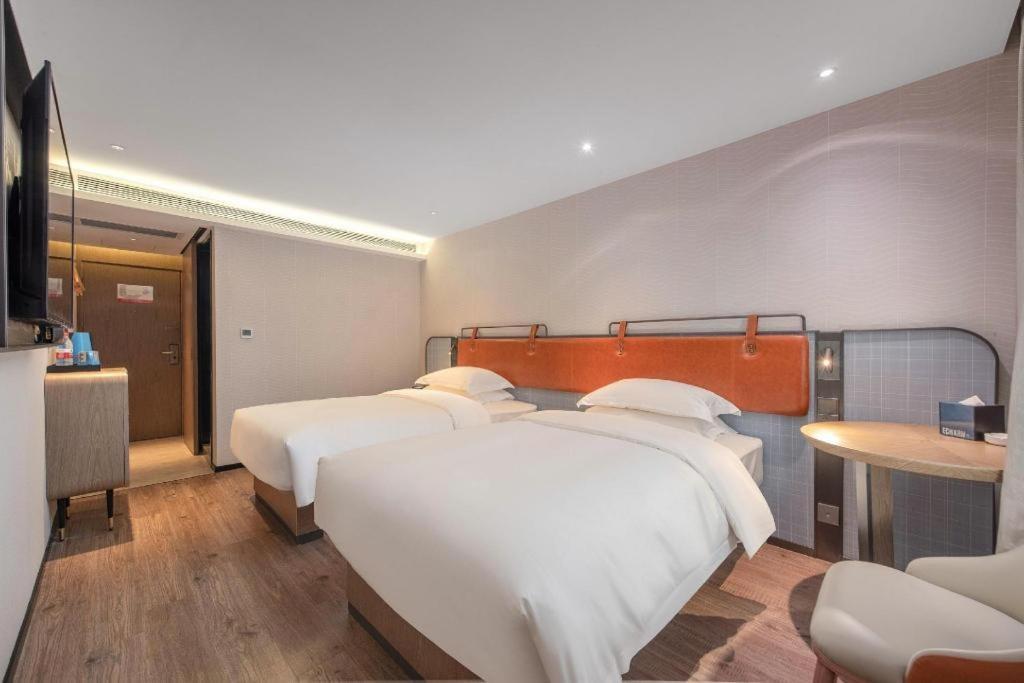 Echarm International South Railway Station Zhongcun Metro Station Branch - Free Shuttle Bus To Fair Complex During Fair Period Hotel Canton