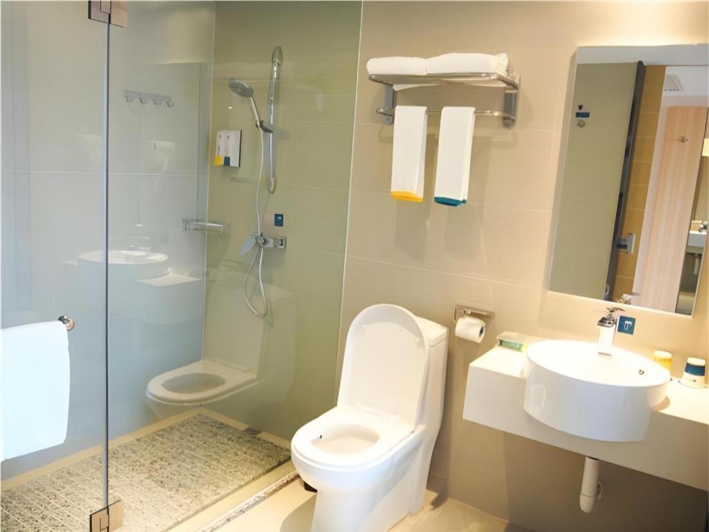 Hotel Comfort Renhe Metro Station Huatong Plaza Guangzhou