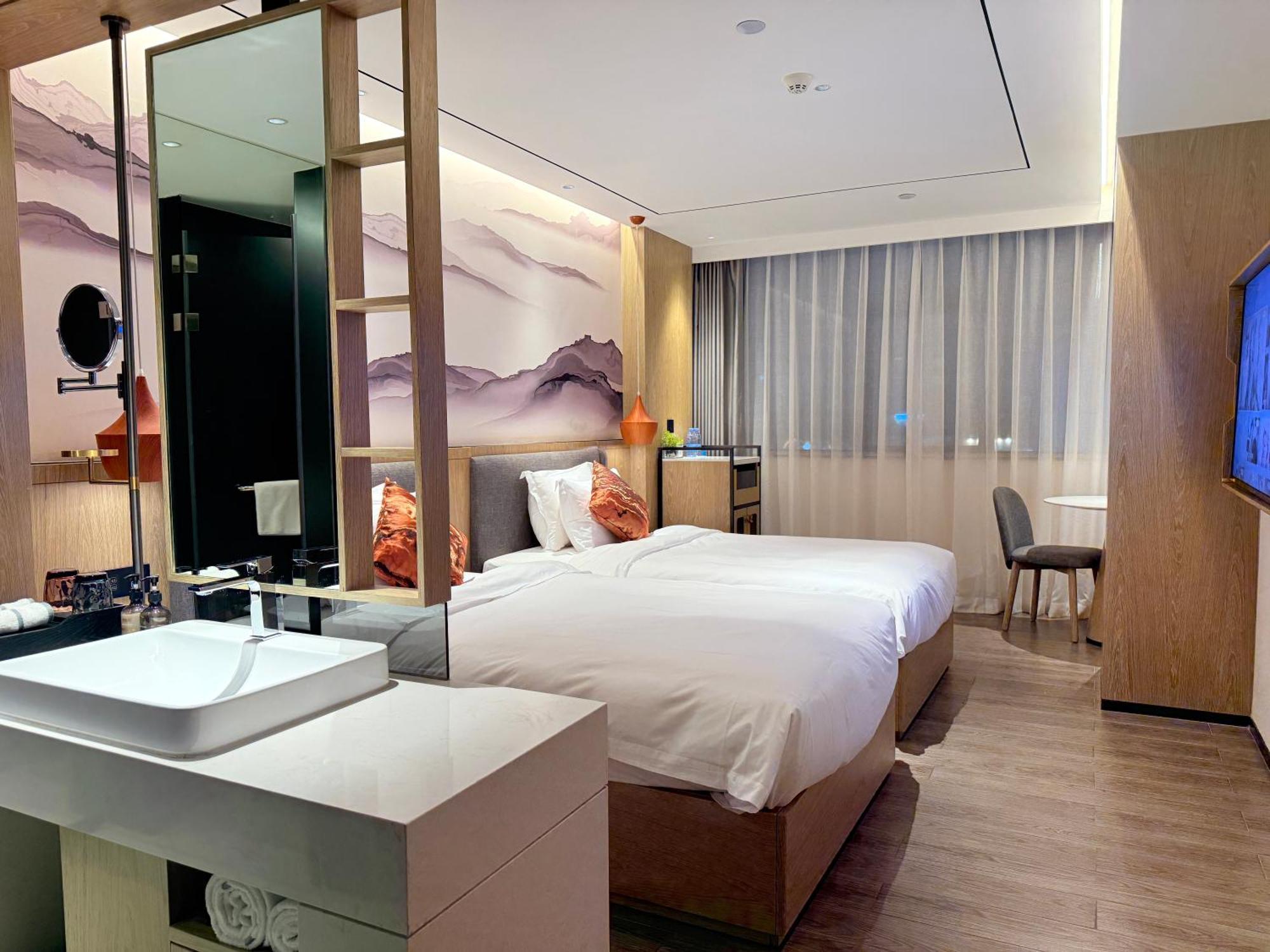 Hotel Paco Botanical Garden Metro Guangzhou-free Shuttle Bus For Fair Canton