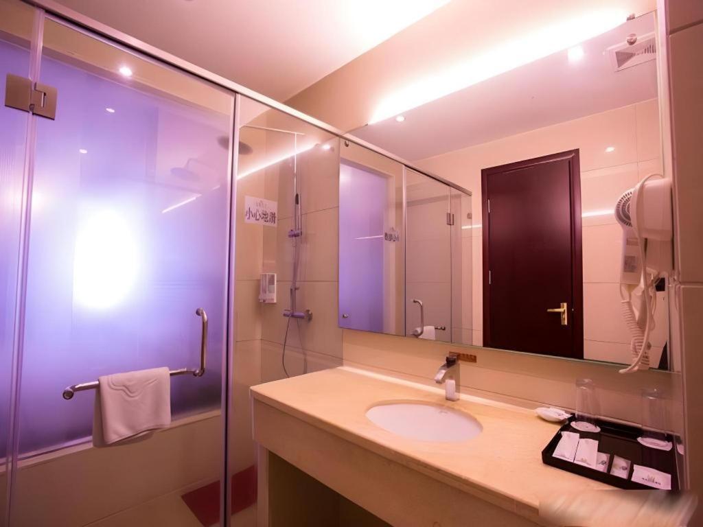 Shenggao Dongpu Branch Hotel