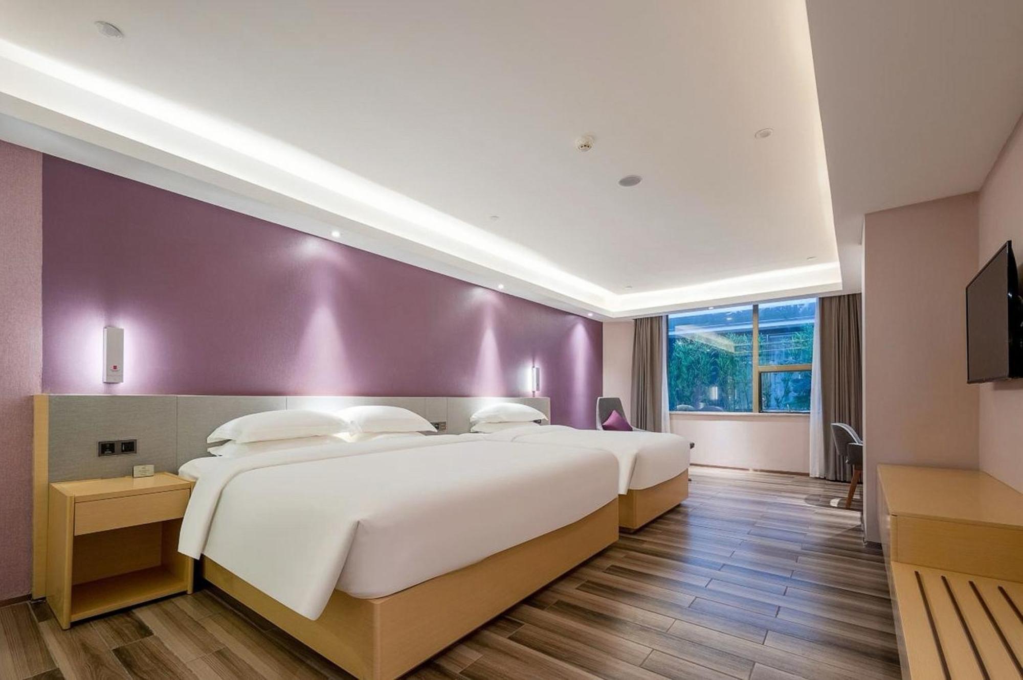 Hotel Echarm International Baiyun International Airport Huadu Plaza Branch - Free Deliver Service To Baiyun International Airport & Free Deliver Service To Fair Complex During Fair Period Guangzhou