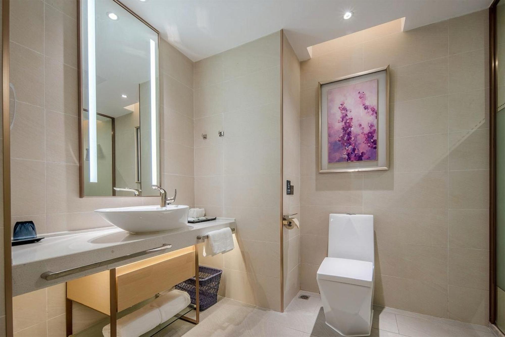 Echarm International Baiyun International Airport Huadu Plaza Branch - Free Deliver Service To Baiyun International Airport & Free Deliver Service To Fair Complex During Fair Period Guangzhou