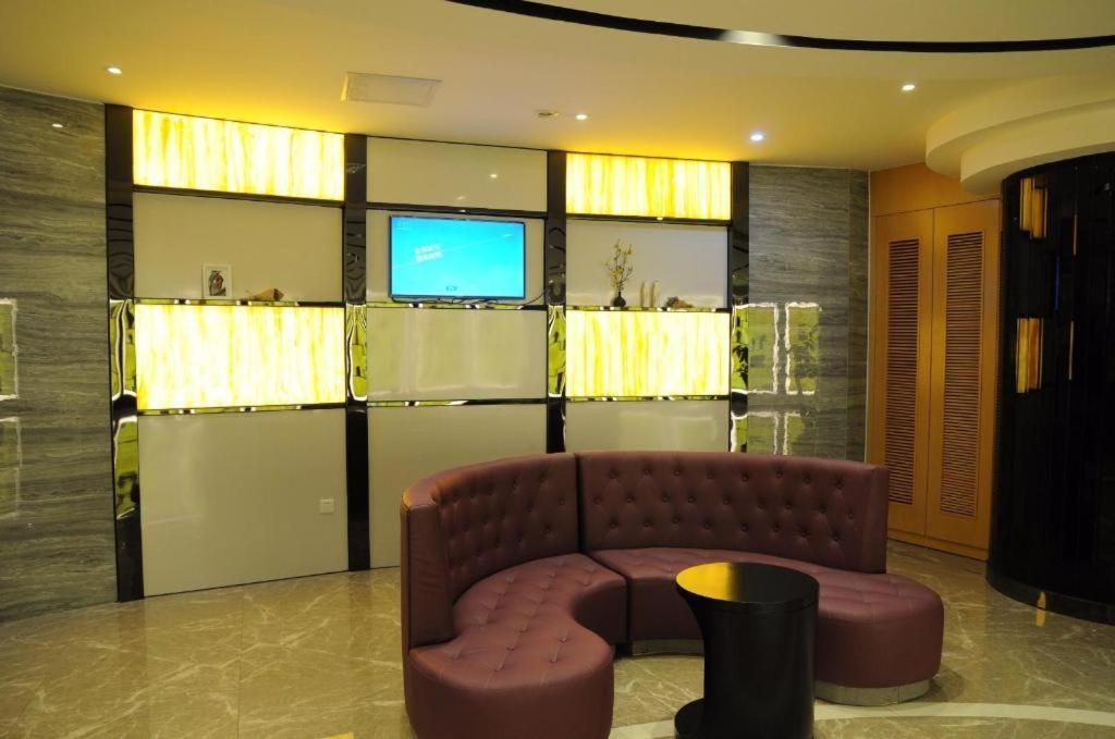 Hotel Lavande Shangxiajiu Pedestrian Street Hualin Temple Metro Station 3*