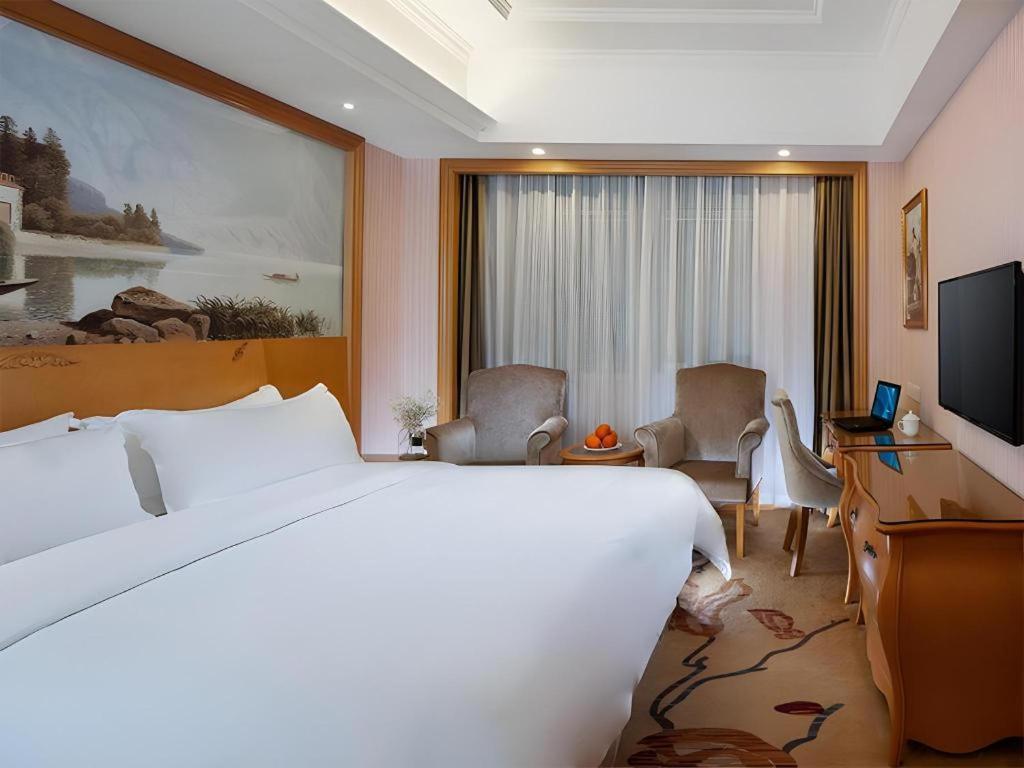Vienna Huadu Sunac Cultural Tourism Shiling 3*