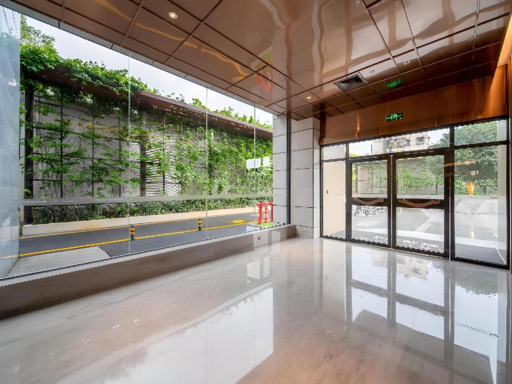 Echarm Tianpingjia Metro Station 520 Information Port 3*