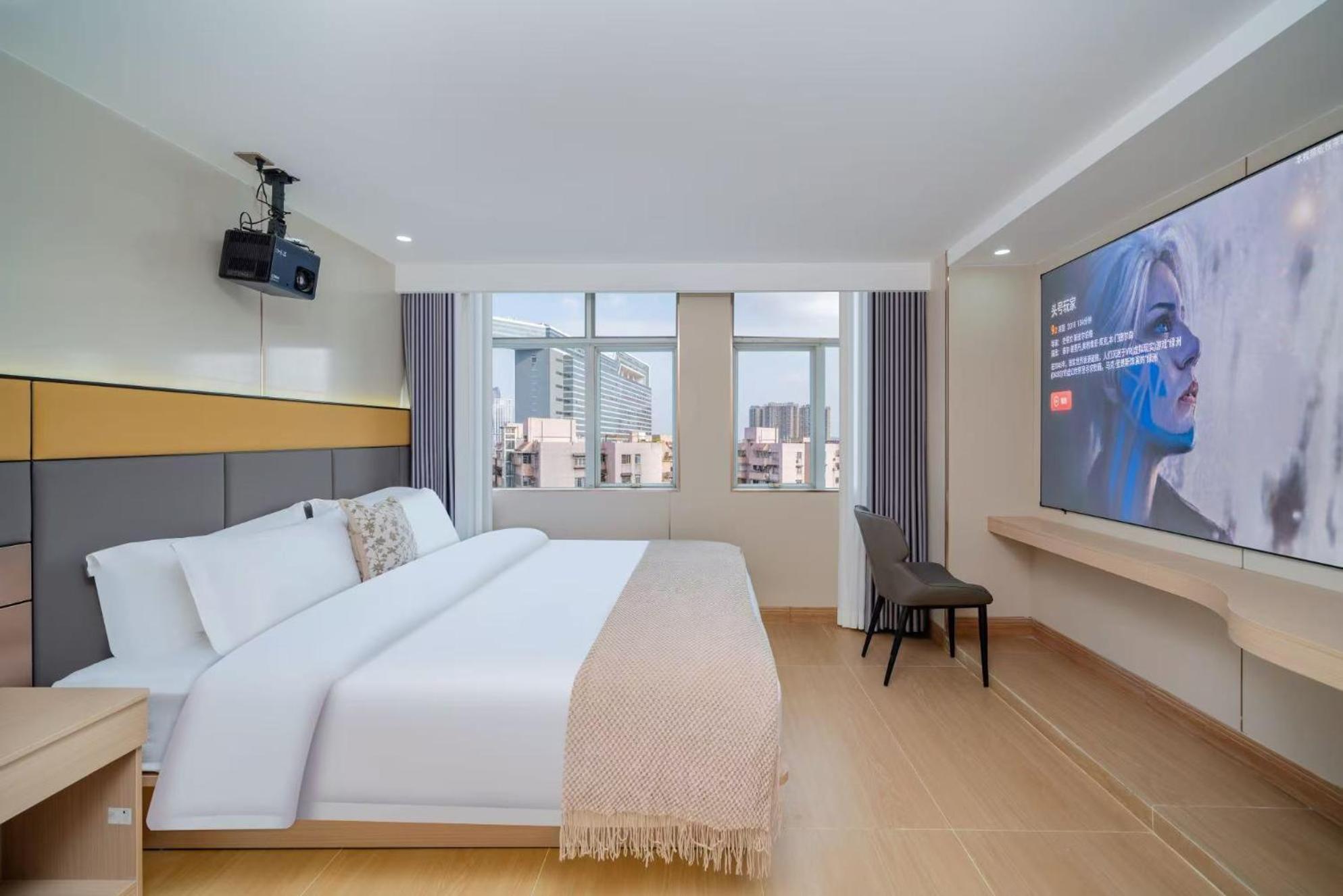 Shengmeiya Hotel-line8 Pazhou Stn Entrance D-walking Distance To Fair