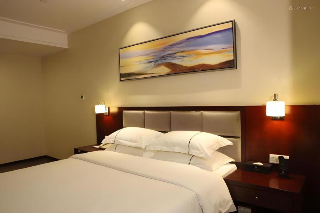 Hotel Borrman Changlong Shiqiao Metro Station Guangzhou