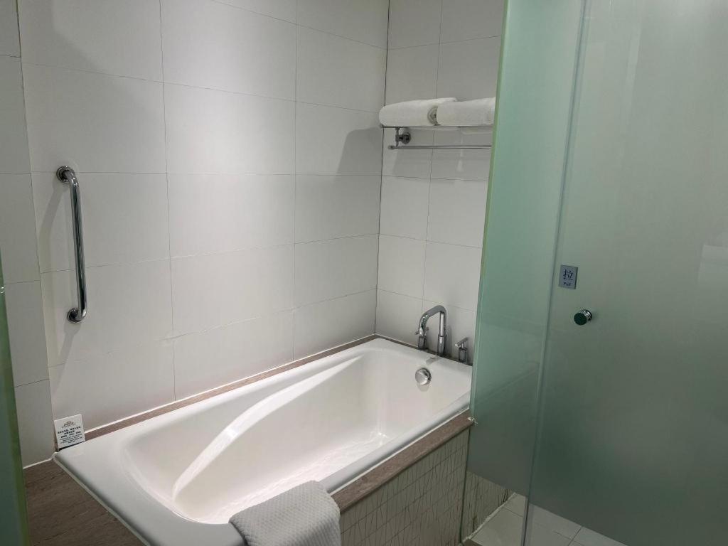 Hotel Guangdong Nanmei Osotto 4*