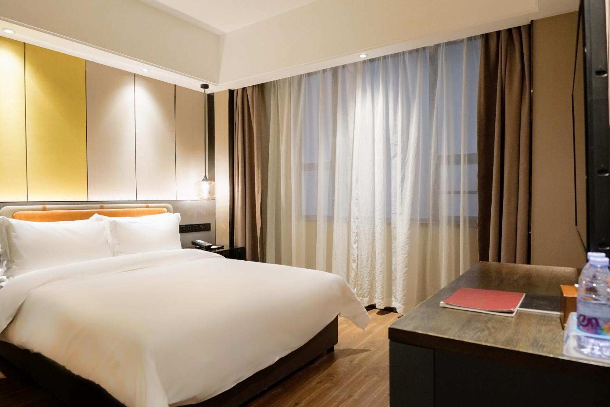 Hotel Paco Datang Metro Guangzhou-free Shuttle Bus For Fair Guangzhou