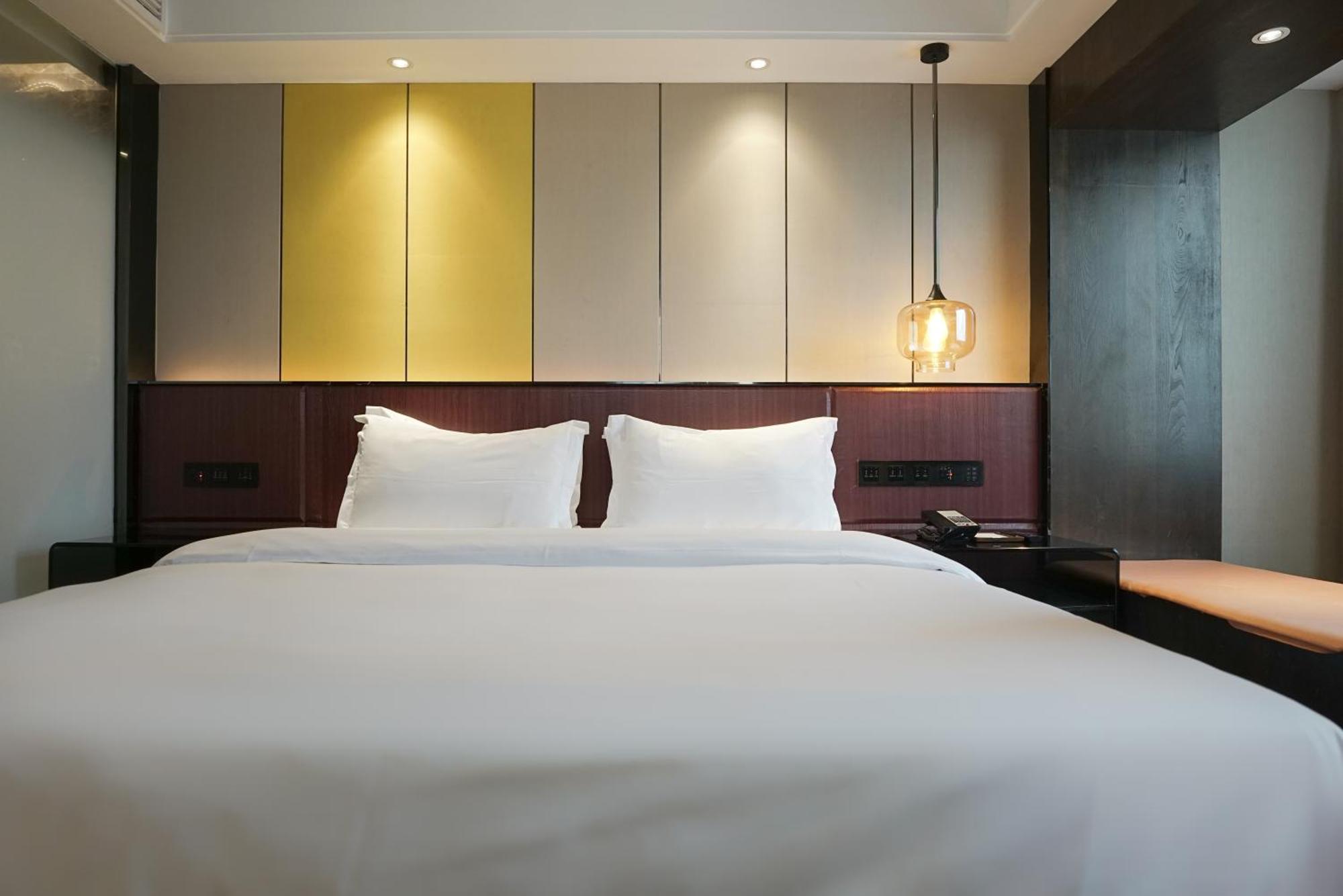 Hotel Paco Datang Metro Guangzhou-free Shuttle Bus For Fair Guangzhou