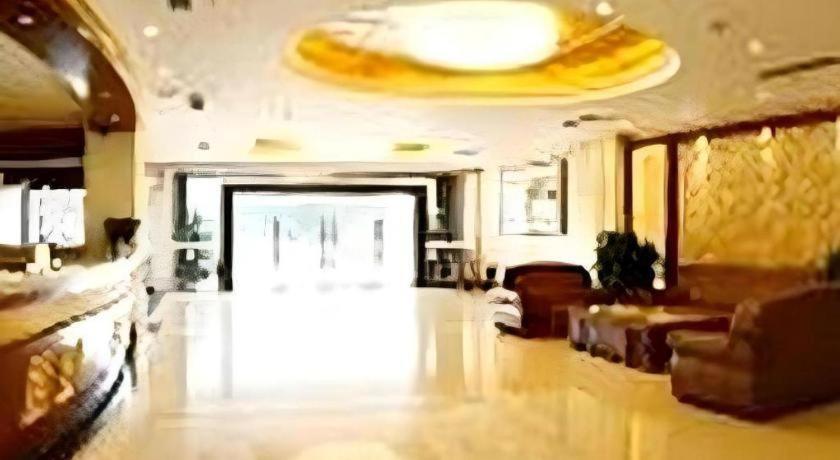 Yue Lai Yue 2* Guangzhou