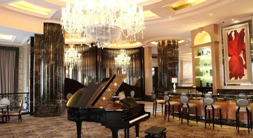 Chateau Starriver Peninsula Hotel