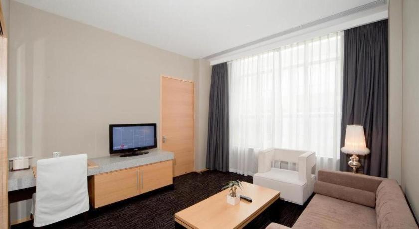 Carat Hotel