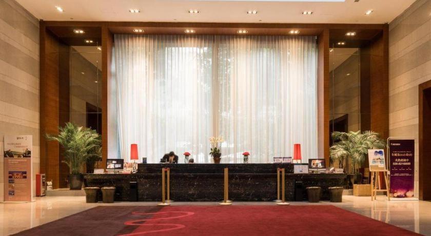 Carat Hotel