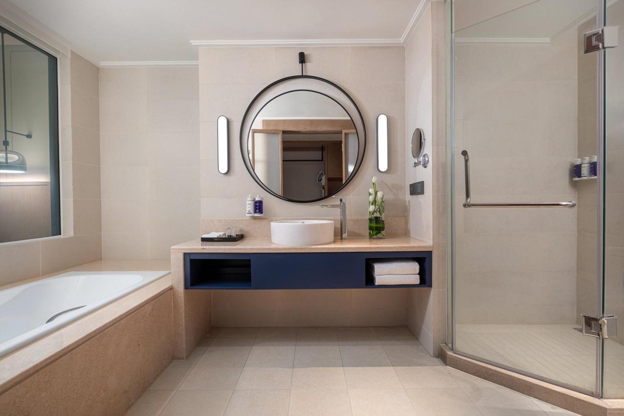 Hotel Voco Shifu By Ihg - Free Shuttle Bus & Buyer Registration Counter During Fair Guangzhou