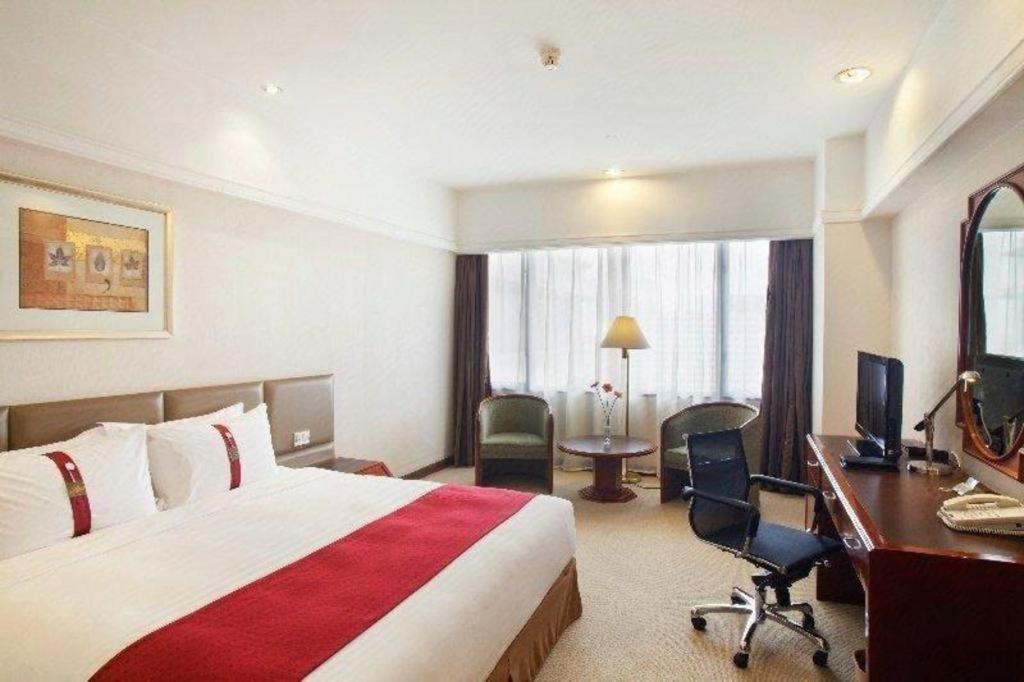Hotel Crystal Orange Canton