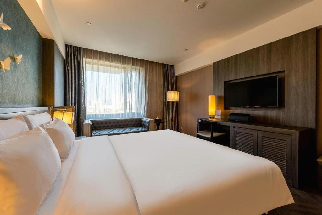 Hotel Crystal Orange Canton