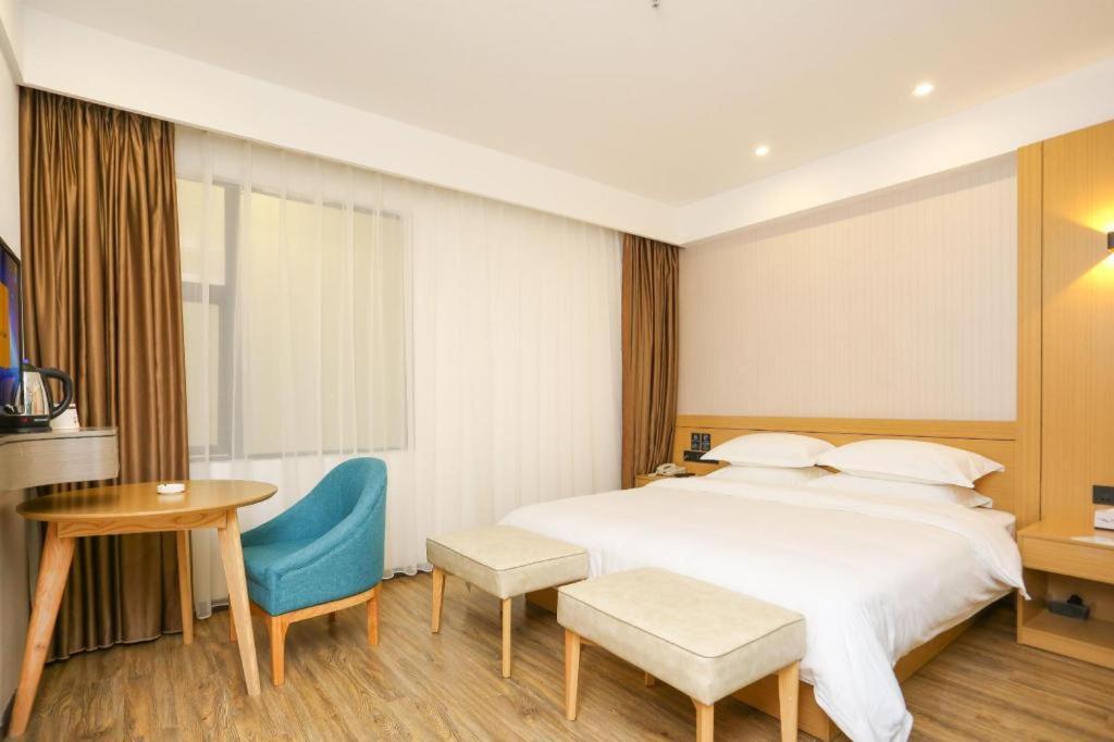 Comfort Jiahe Wanggang Metro Station Police Academy Changhong Hotel 2*