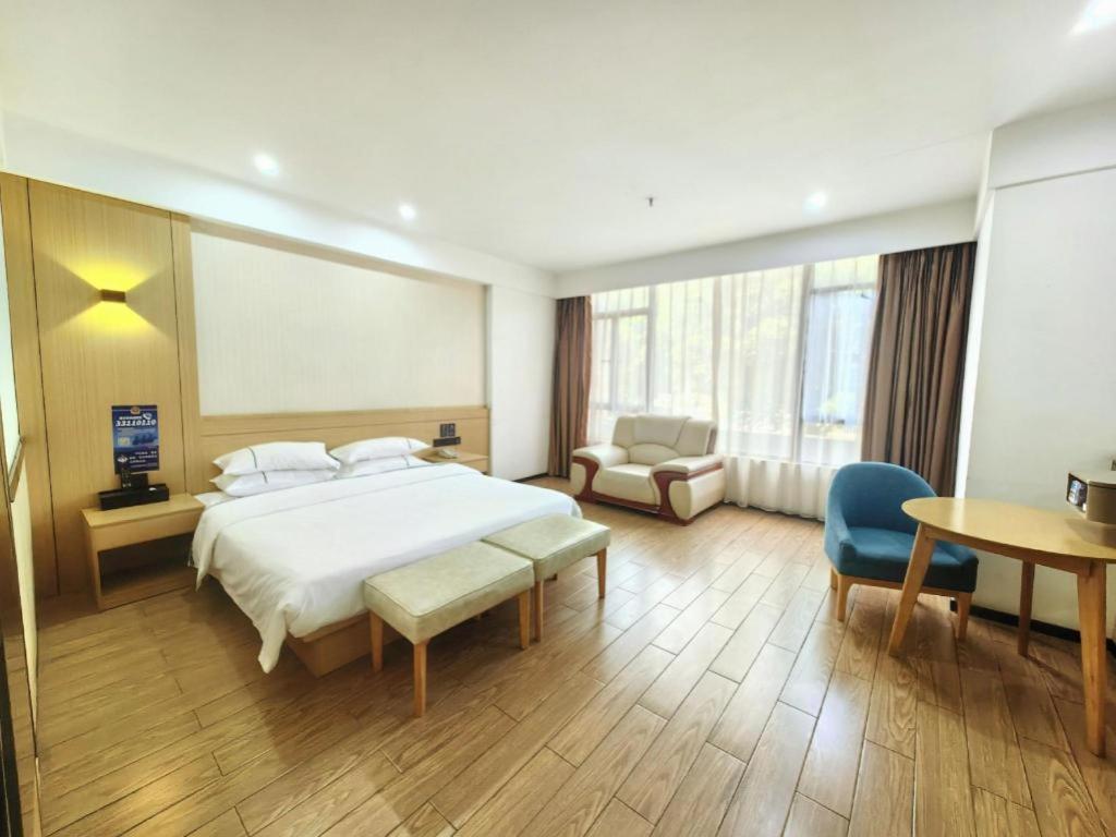 Comfort Jiahe Wanggang Metro Station Police Academy Changhong Hotel Guangzhou
