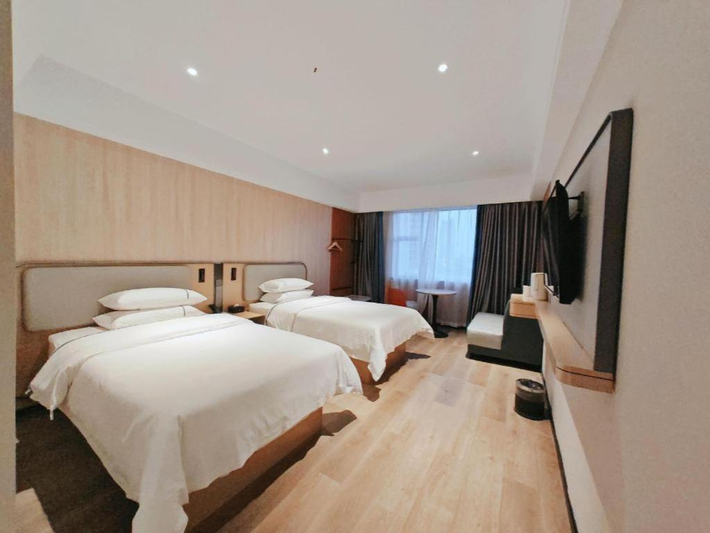 Hotel Comfort Jiaokou Metro Station