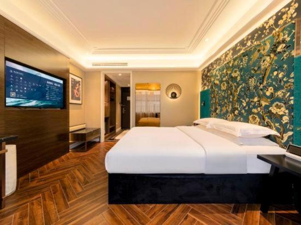 Metropolo Biayun New Wanda Plaza Hotel