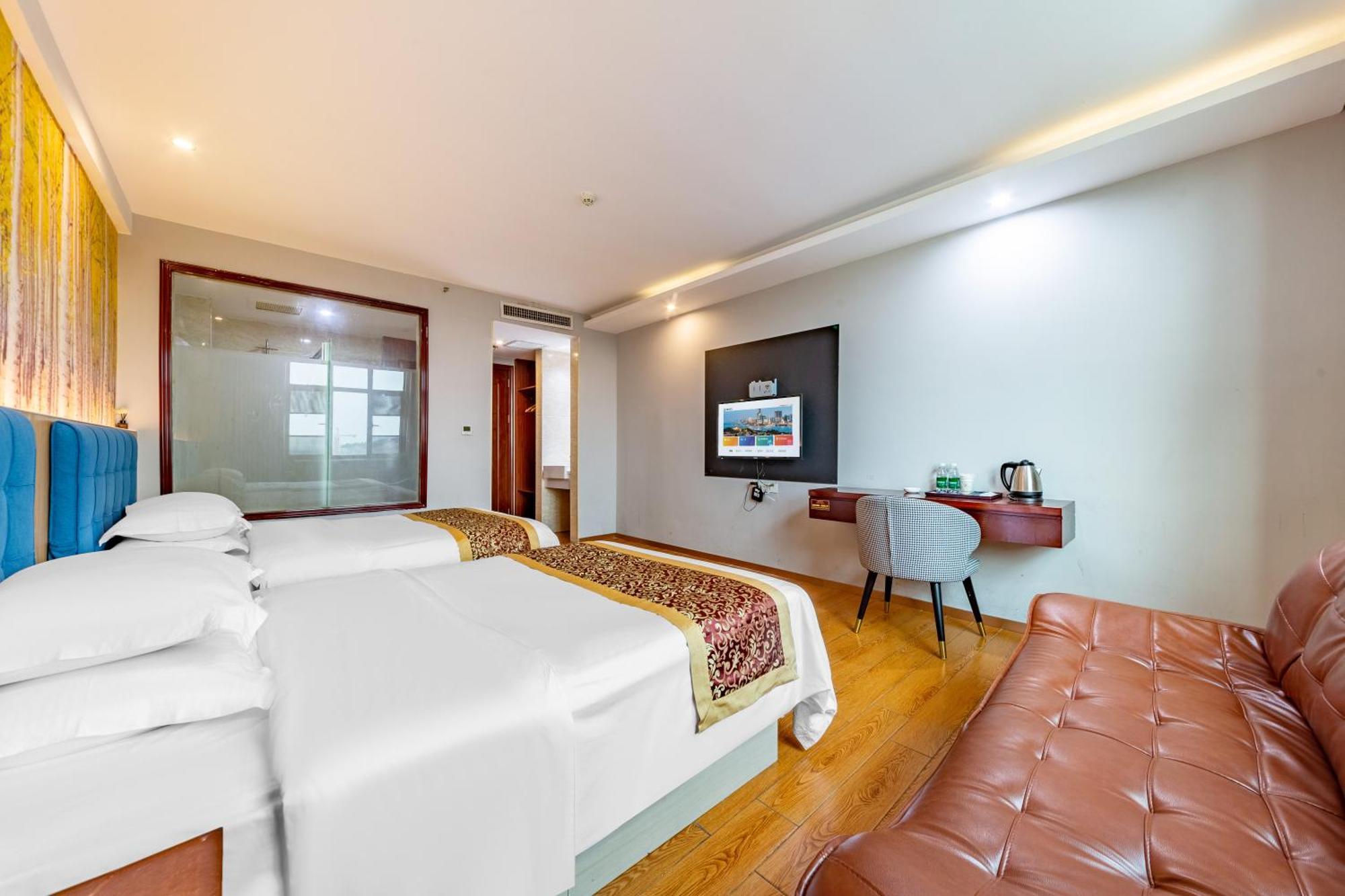 Grand Time Hotel 2*