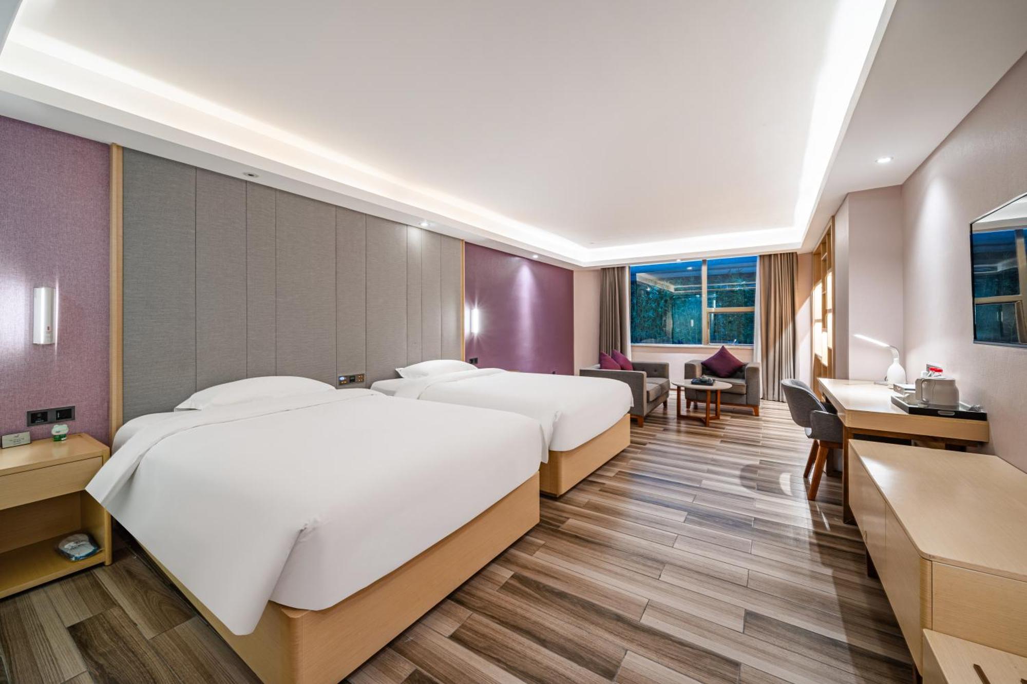 Echarm International Baiyun International Airport Huadu Plaza Branch - Free Deliver Service To Baiyun International Airport & Free Deliver Service To Fair Complex During Fair Period Guangzhou