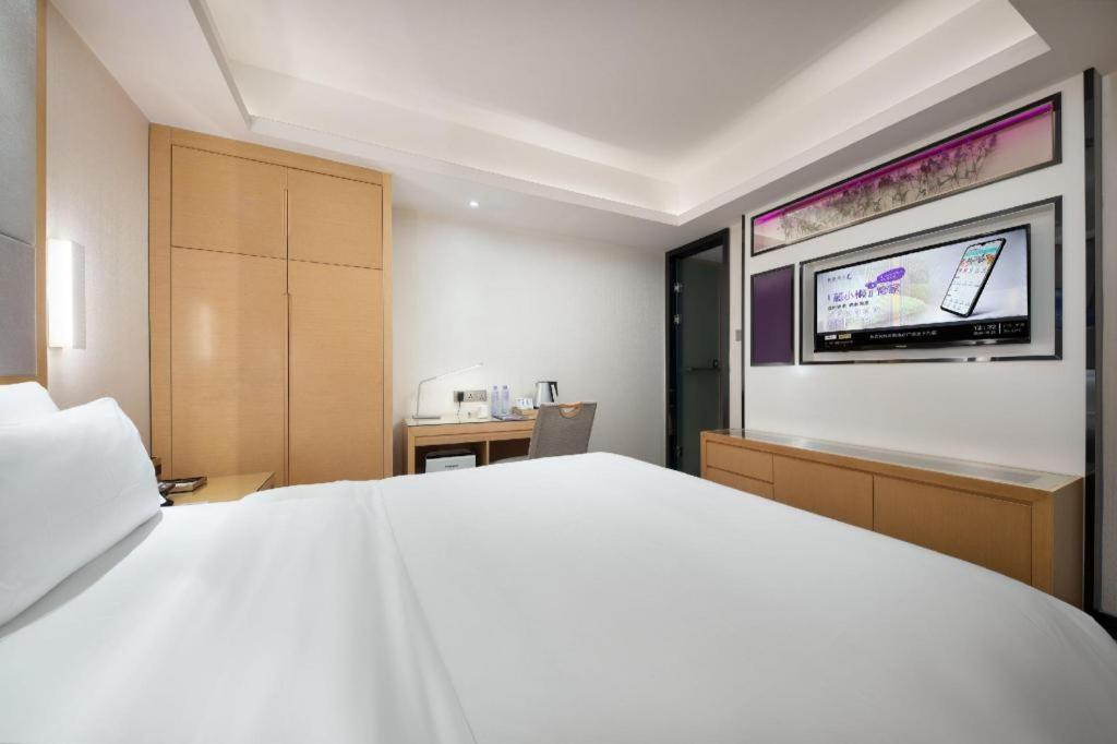 Hotel Lavande Shangxiajiu Pedestrian Street Hualin Temple Metro Station Guangzhou