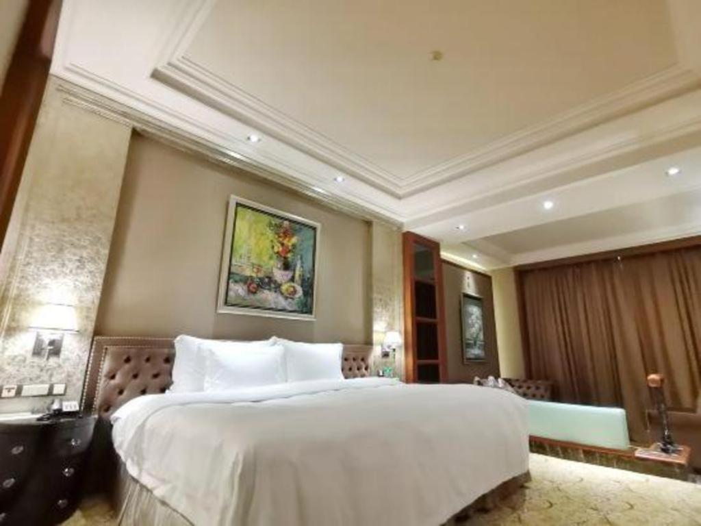 Hotel Chateau Starriver Peninsula Guangzhou