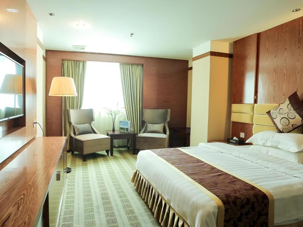 Airport Liwan 2* Canton