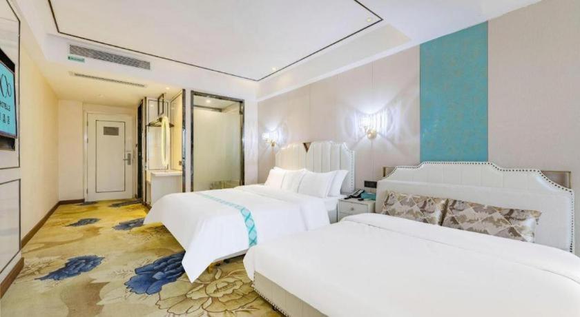 Hotel Xana Lite Shixi Metro Station