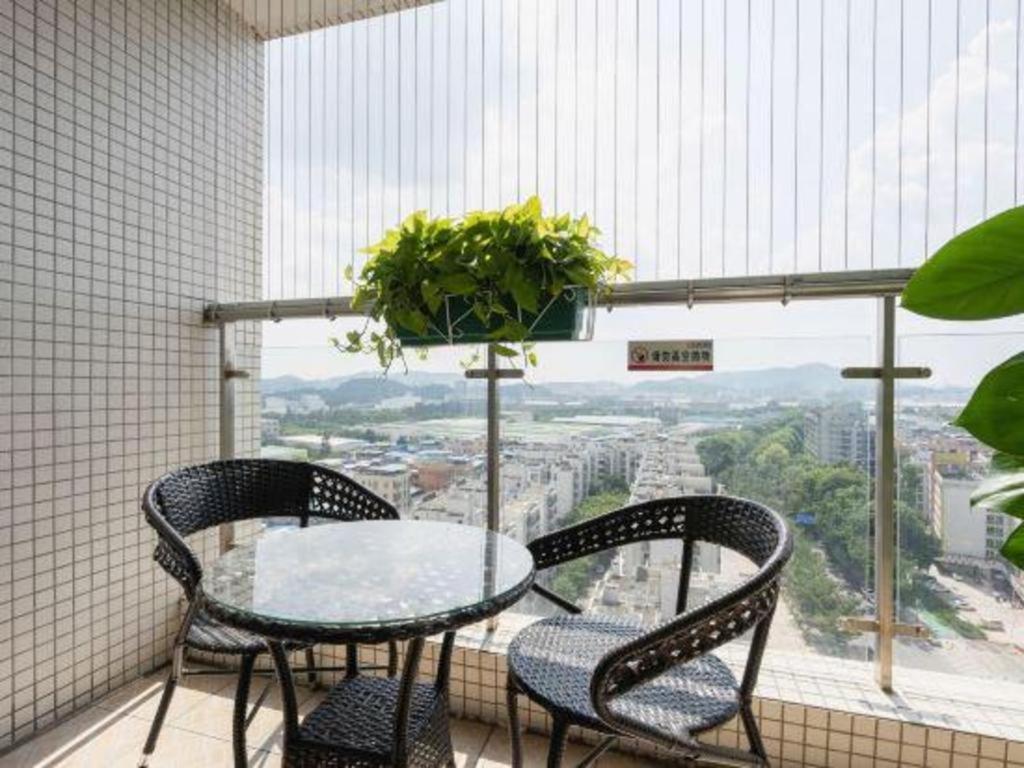 Junye International Hotel 4*