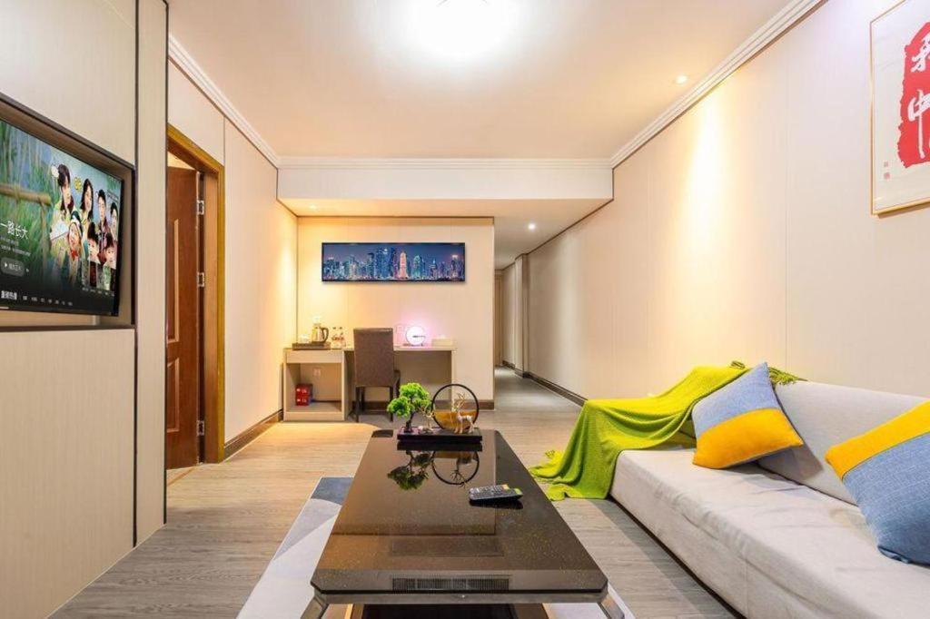 Junye International 4*