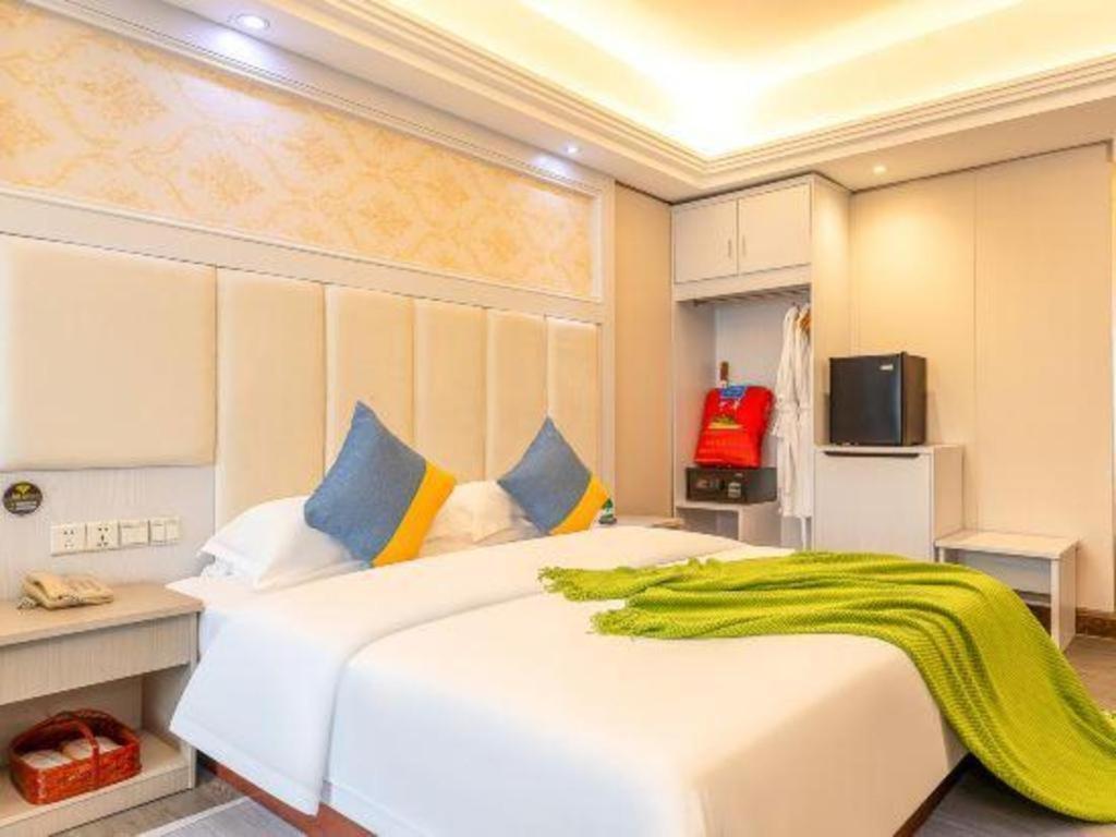 Hotel Junye International 4*
