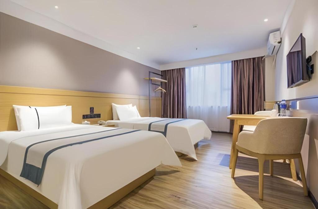 Hotel Comfort Xinshi Qifu Road Baixin Plaza 2*