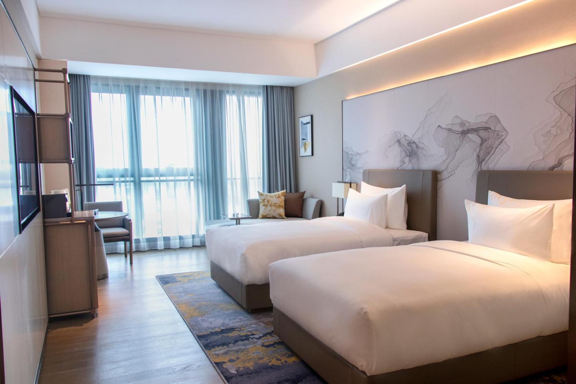 Hotel Guangzhou Pazhou Ln Dongfang Hotel-Free Shuttle Between Hotel And Exhibition Center During Canton Fair & Exhibitor Registration Counter Guangzhou