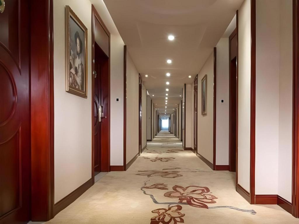 Vienna International Tianhe Olympic Stadium Dongpu Hotel Guangzhou