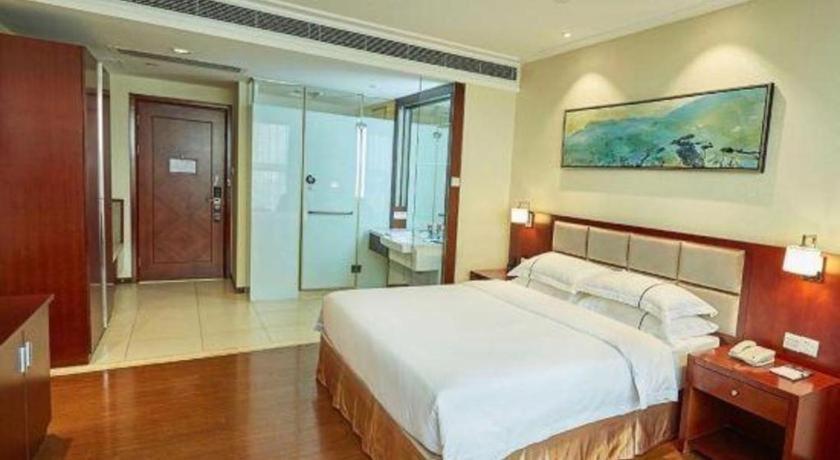 Hotel Borrman Changlong Shiqiao Metro Station